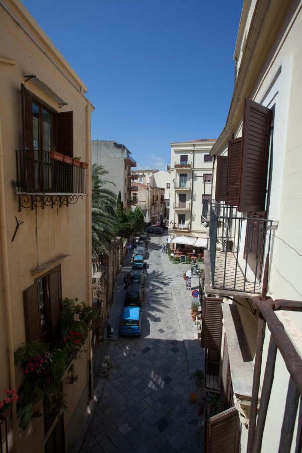 Il Sonno Dei Giusti Apartment By Domusicily Palermo Eksteriør billede